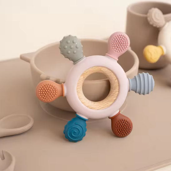 hochet-bebe-multi-sensoriel-couleur-vives