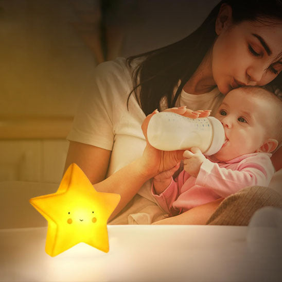 veilleuse-étoile-allumée-dans-une-chambre-lumiÚre-douce-et-apaisante