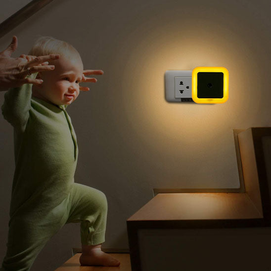 Veilleuse murale bébé avec capteur de luminosité intelligent