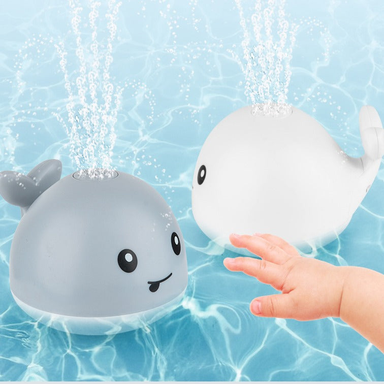 bain-bebe-jouet-baleine-avec-eau