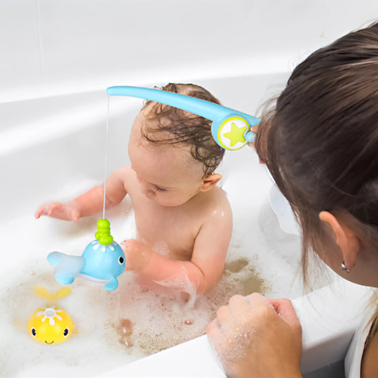 canne-a-peche-magnetique-bebe-baleine-qui-nage-baignoire