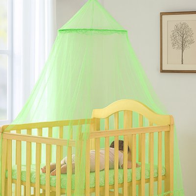 Ciel de lit vert pour bébé