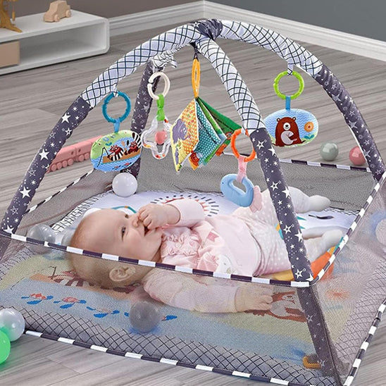 tapis-d-eveil-developpement-bebe-arceaux
