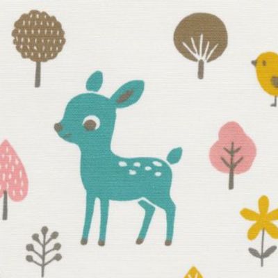 Zoom sur motif faon du tour de lit forêt