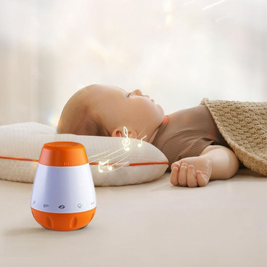 Lumière douce de la veilleuse LumiZen pendant le sommeil d’un bébé